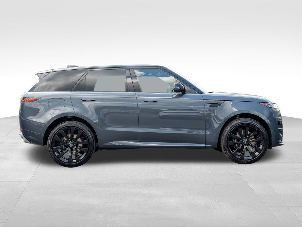2025 Land Rover Range Rover Sport SE photo 6