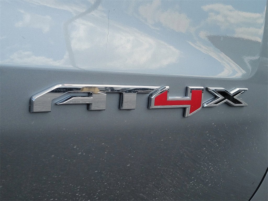 2024 Gmc Sierra 1500 AT4X photo 10