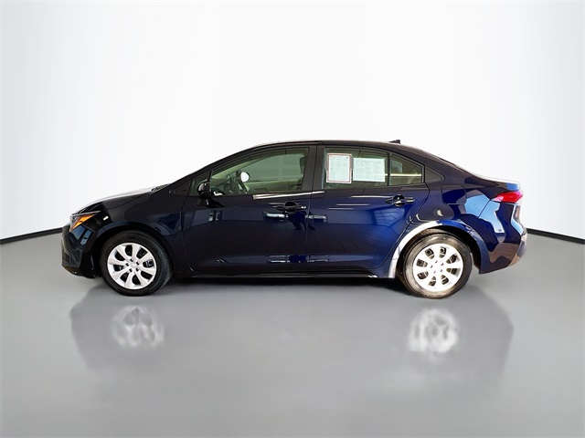 2024 Toyota Corolla LE photo 3