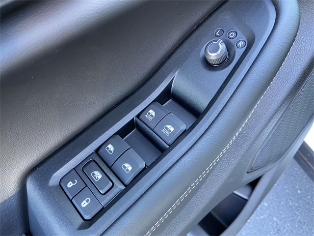 2025 Jeep Grand Cherokee Altitude photo 17