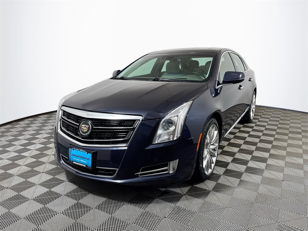 2015 Cadillac XTS Platinum Collection's photo