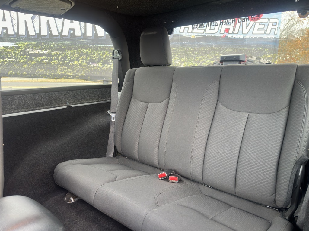 2016 Jeep Wrangler Sport photo 2