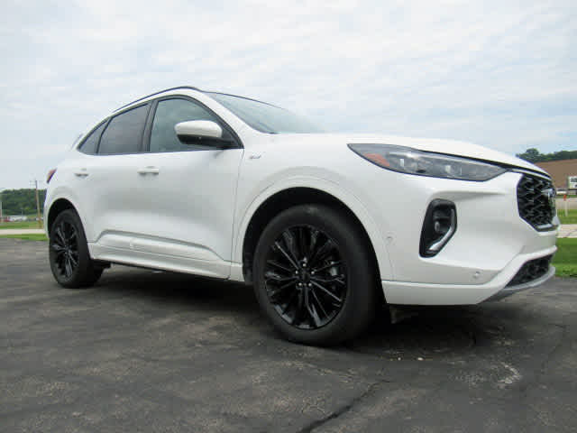 2023 Ford Escape ST-Line Elite photo 6