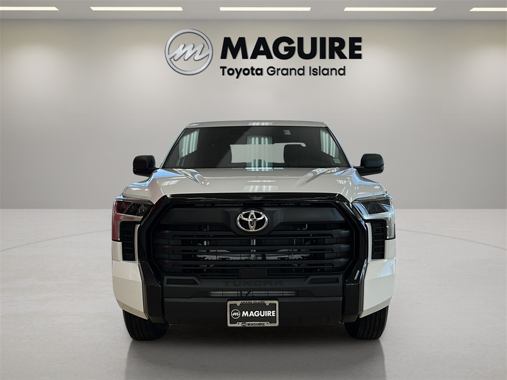 2025 Toyota Tundra SR Double Cab photo 8