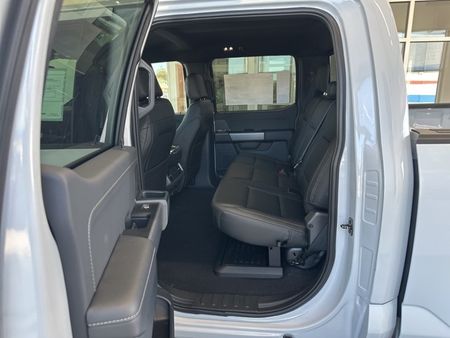 2025 Ford F-150 XLT photo 33