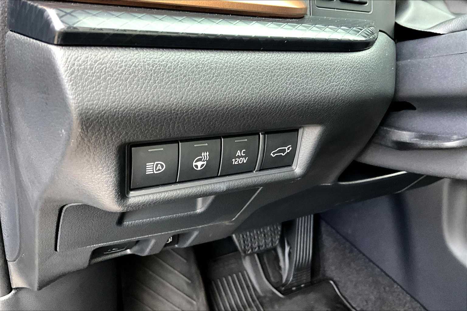 2024 Toyota Highlander Hybrid Platinum photo 30