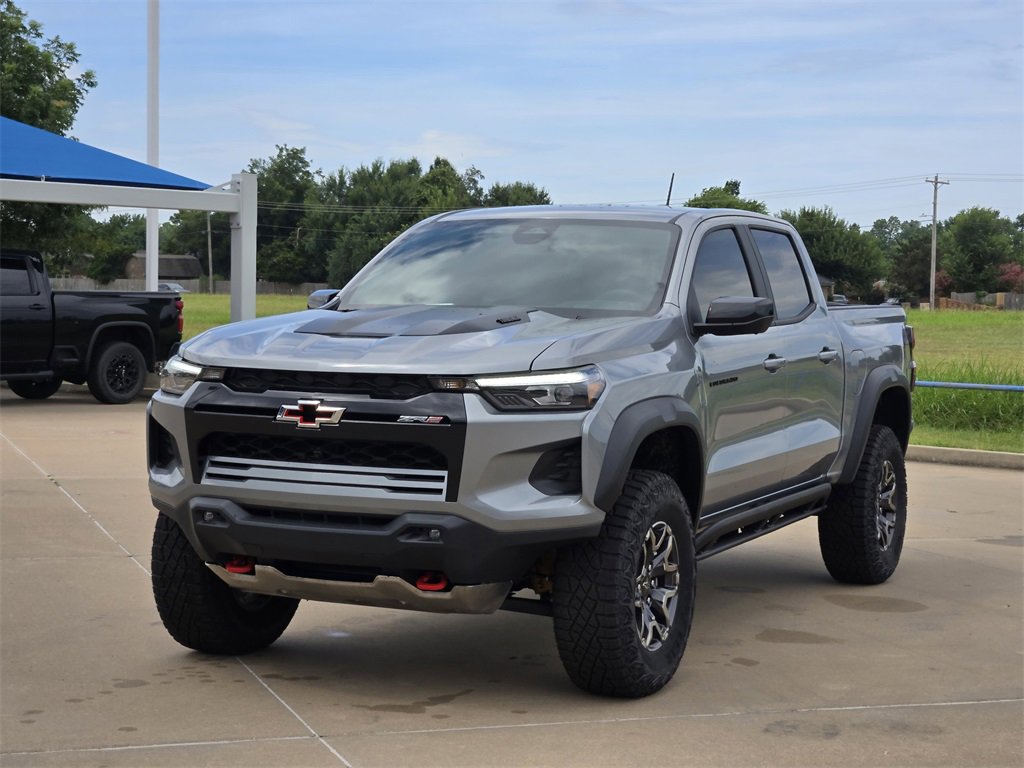 2026 Chevrolet Colorado ZR2 photo 2
