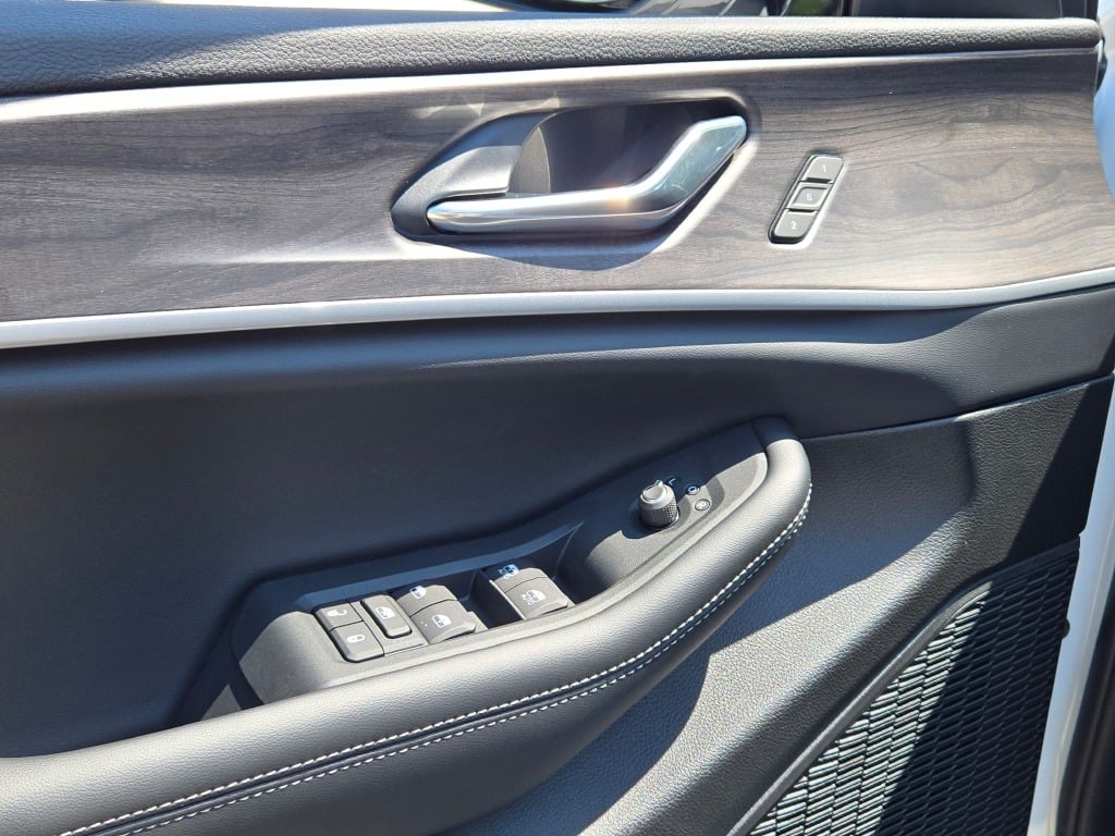 2025 Jeep Grand Cherokee Limited photo 22