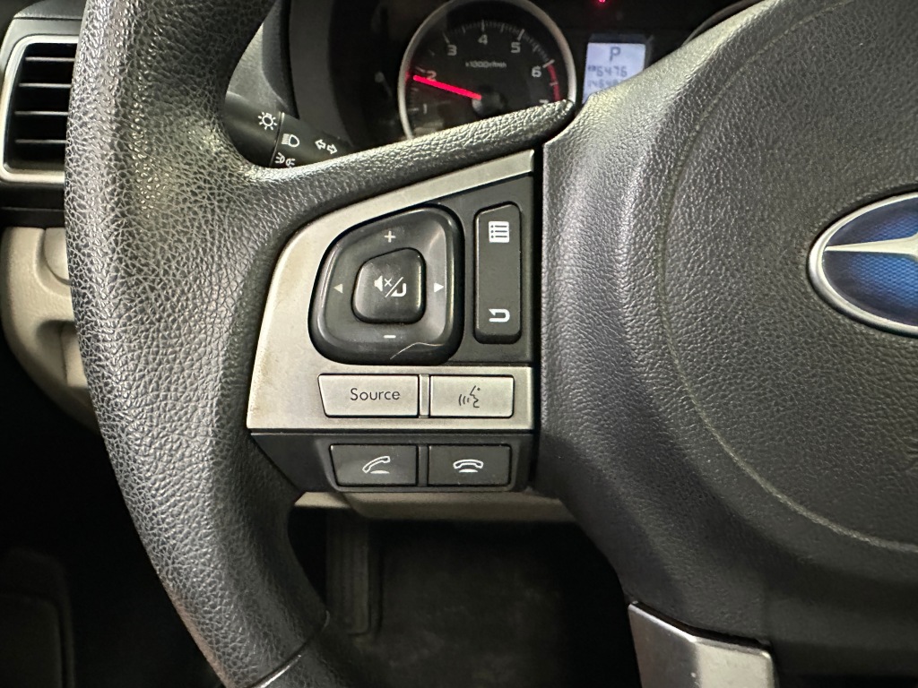 2017 Subaru Forester Premium photo 8