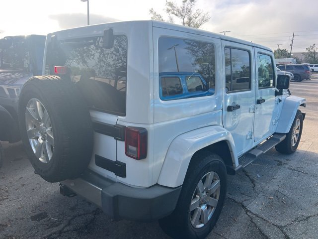 2017 Jeep Wrangler Unlimited Sahara photo 4