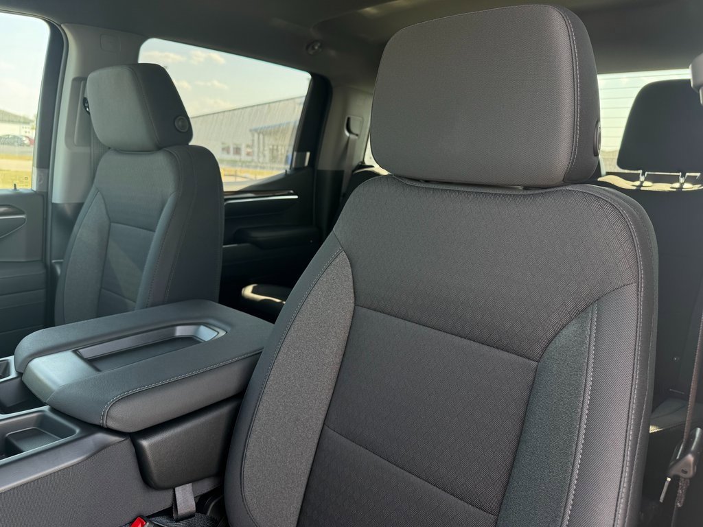 2026 Chevrolet Silverado 1500 LT photo 10