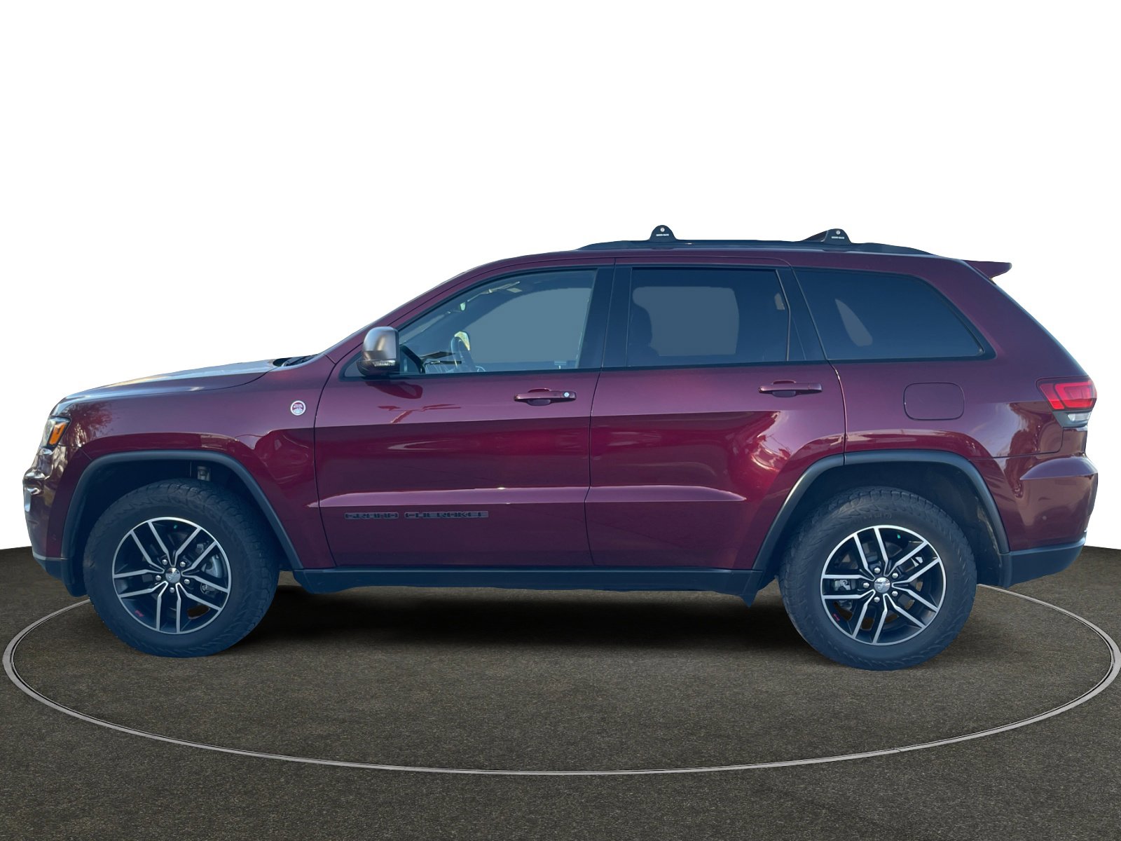 Used 2018 Jeep Grand Cherokee Trailhawk with VIN 1C4RJFLG0JC337459 for sale in Clive, IA