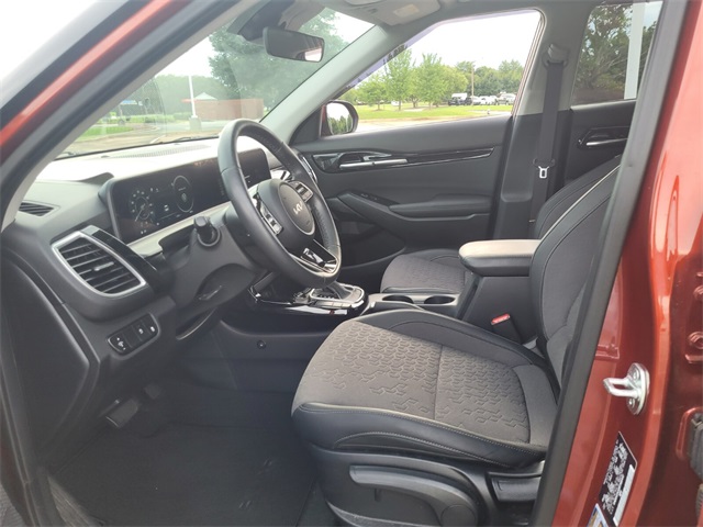 2024 Kia Seltos S photo 4