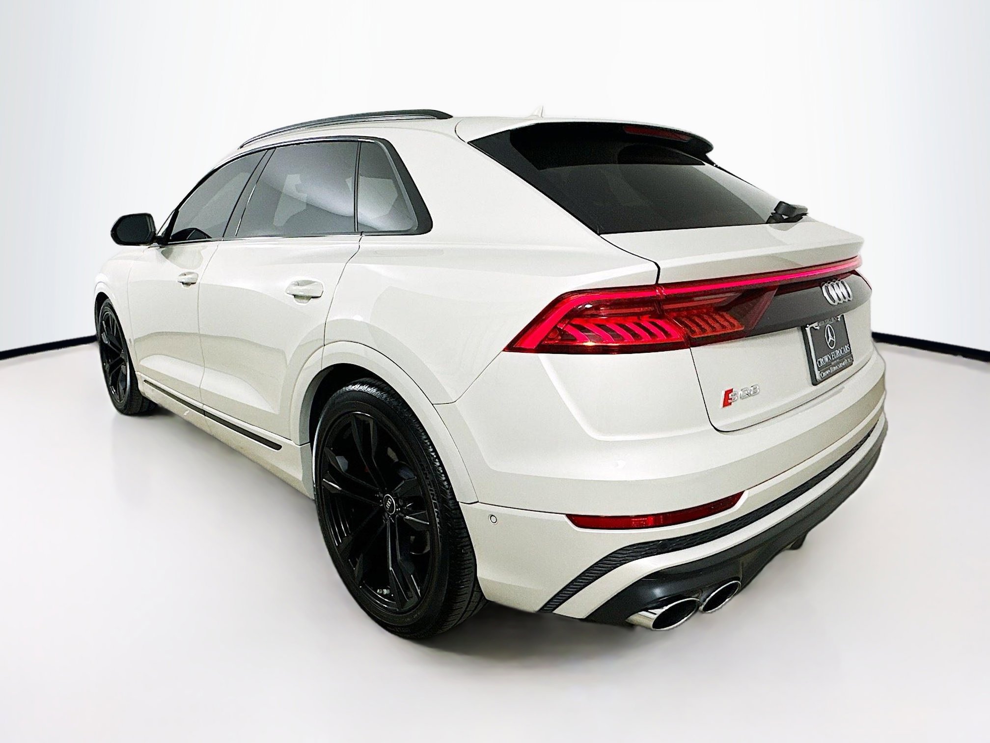 2023 Audi SQ8 Premium Plus photo 3