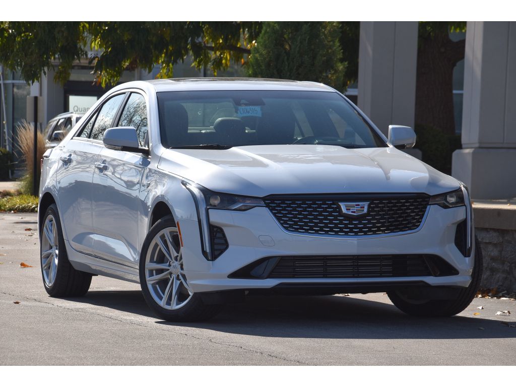 2026 Cadillac CT4 Luxury