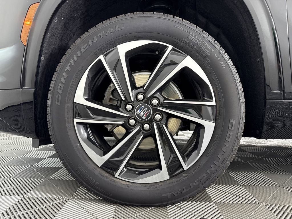 2025 Buick Enclave Sport Touring photo 9