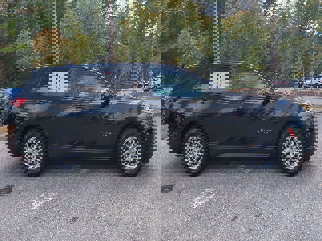 2022 Chevrolet Equinox LS photo 4