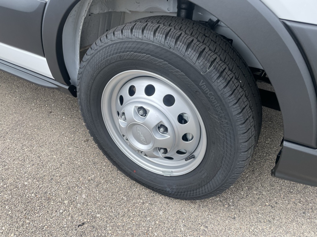 2025 Ford Transit Cargo Van photo 3