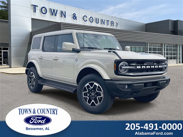 2025 Ford Bronco 4-Door Outer Banks's photo