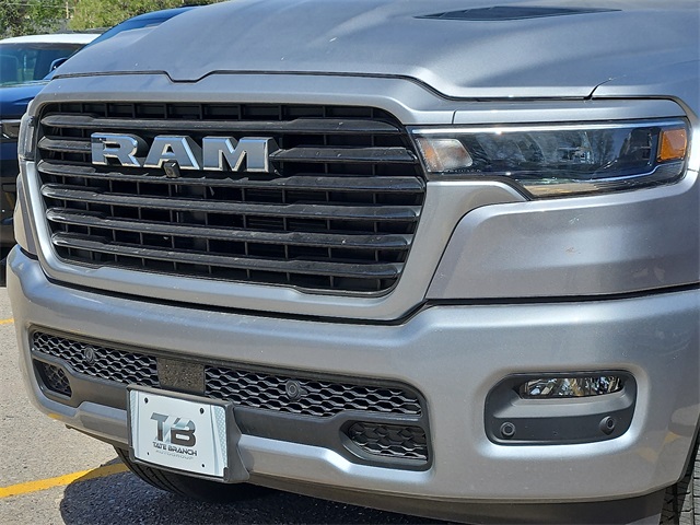 2025 Ram 1500 Laramie photo 2