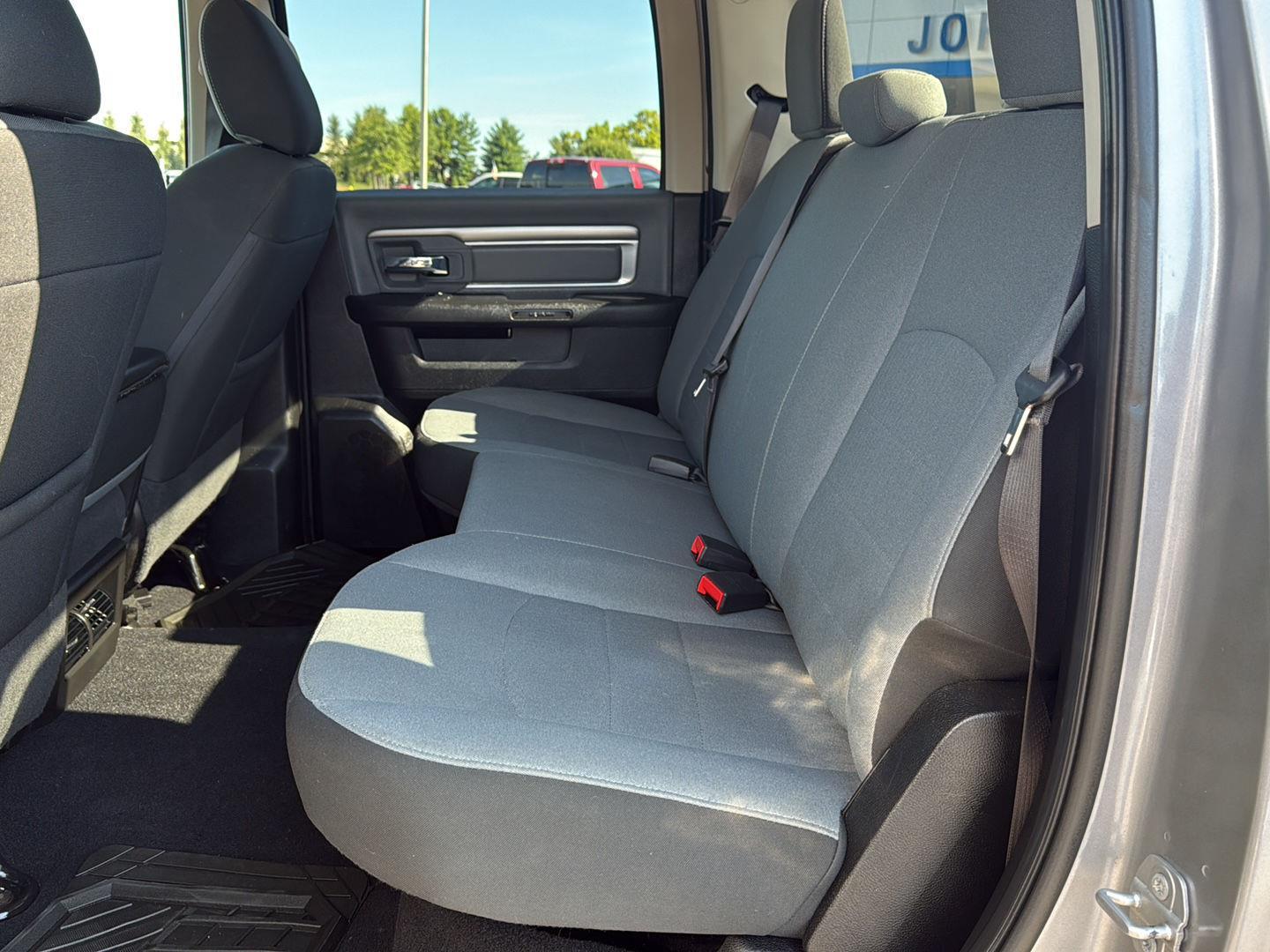 2021 Ram 1500 Classic SLT photo 31
