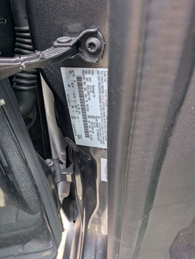 2017 Ford C-Max Hybrid SE photo 6