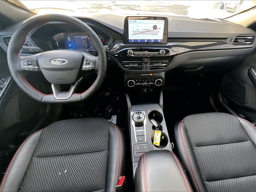 2026 Ford Escape ST-Line photo 2