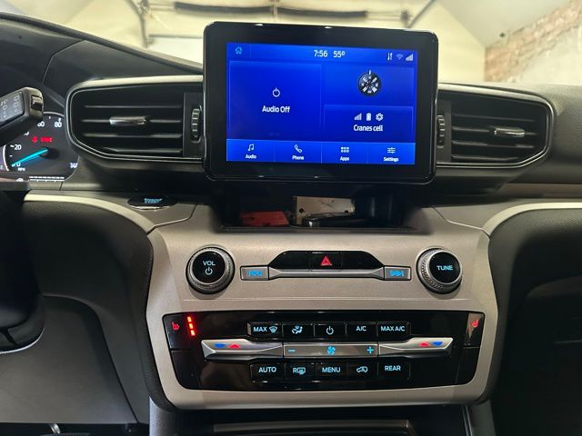 2022 Ford Explorer XLT photo 15