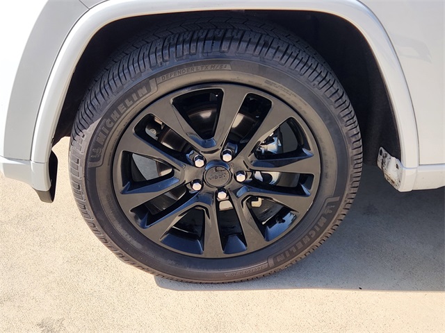 2019 Jeep Grand Cherokee Altitude photo 9