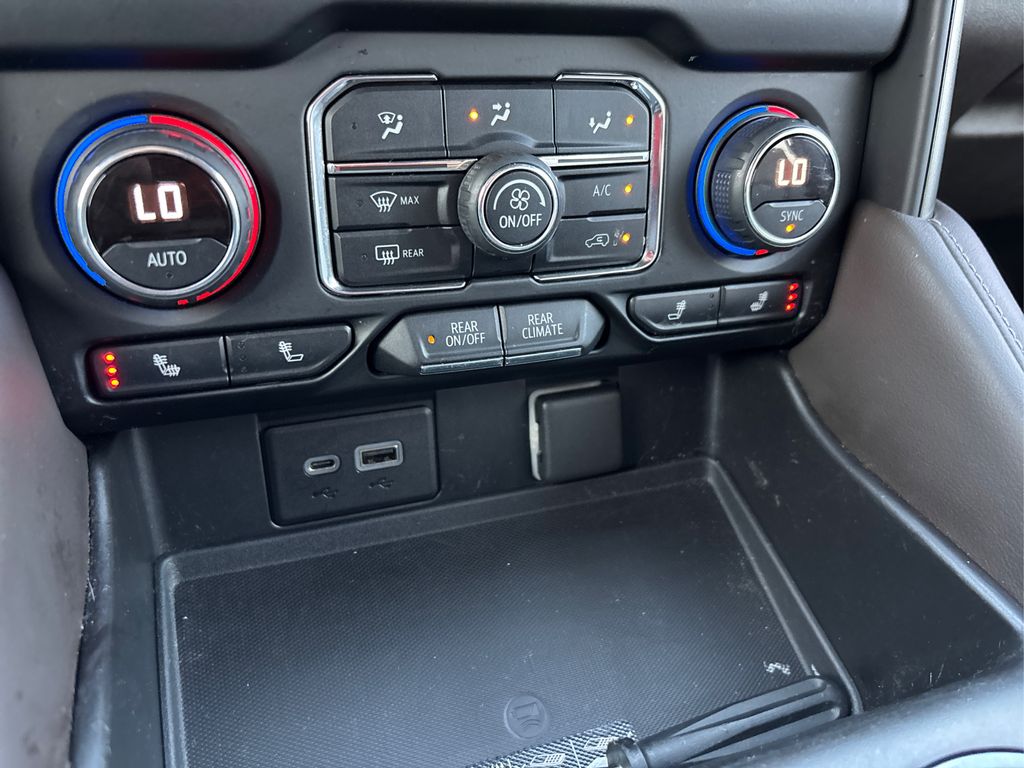 2021 Chevrolet Tahoe LT photo 31