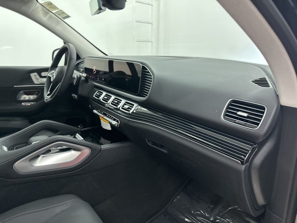2026 Mercedes Benz GLE 450e 4MATIC photo 22