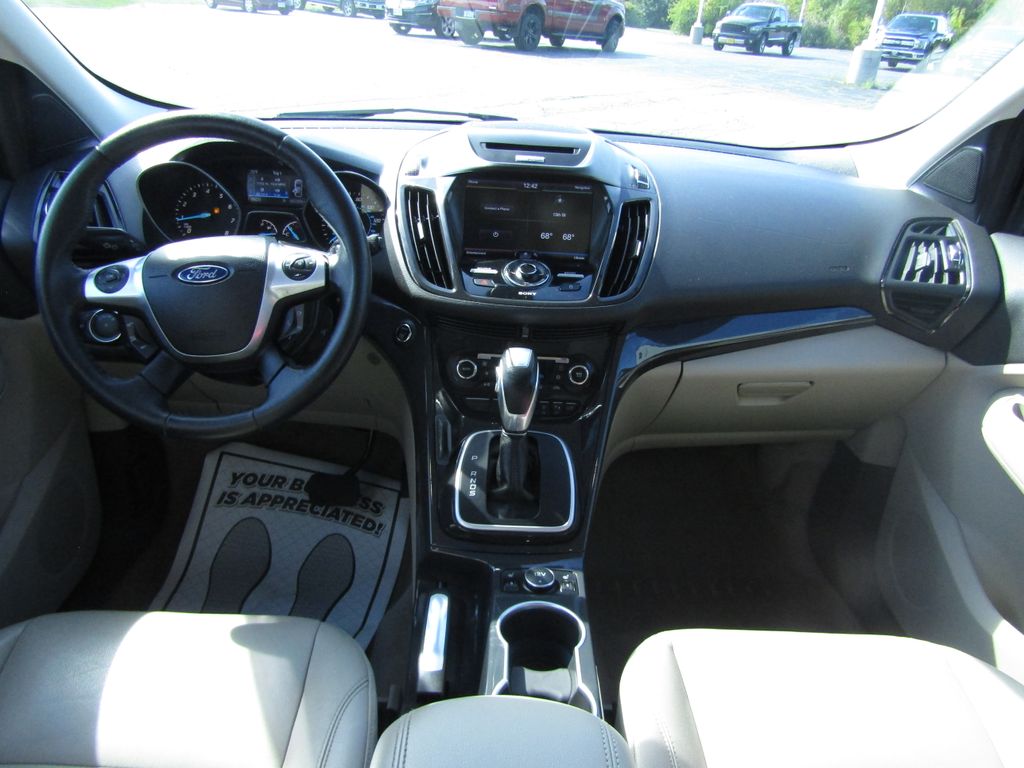 2014 Ford Escape Titanium photo 12