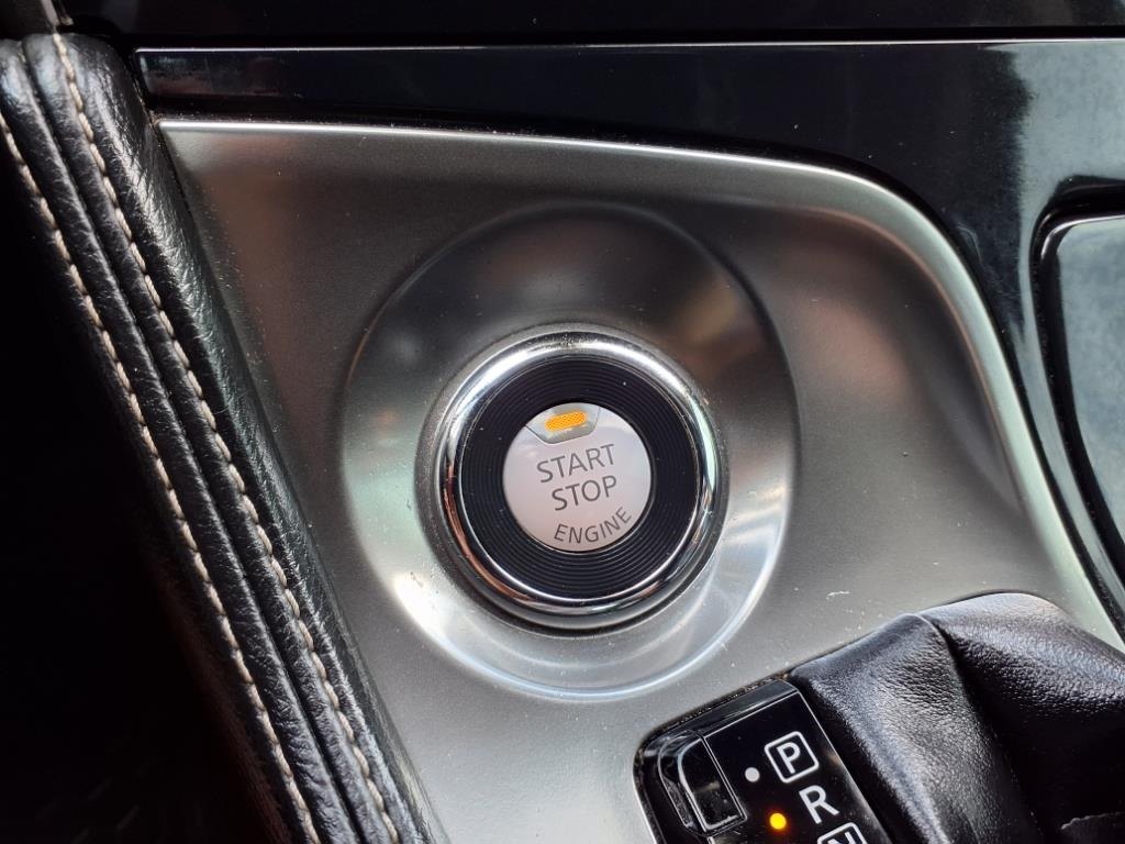 2021 Nissan Maxima SV photo 23