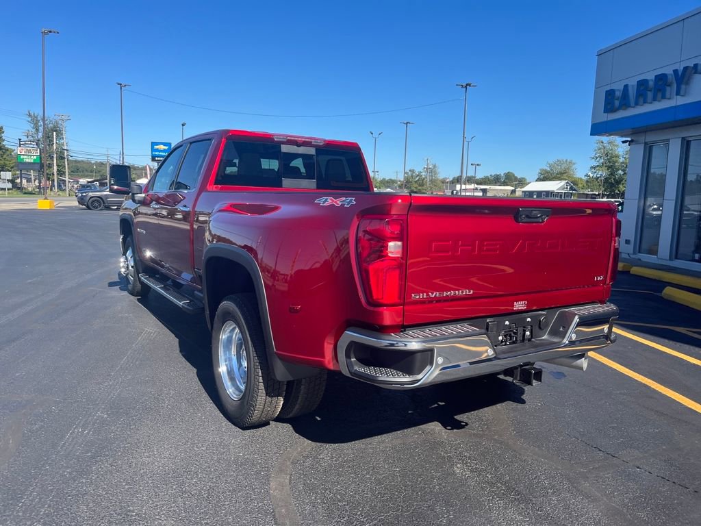 2026 Chevrolet Silverado 3500HD LTZ photo 3