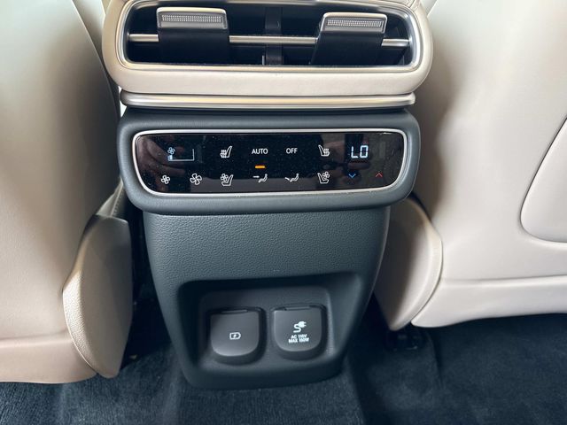 2025 Genesis GV80 3.5T Prestige photo 14