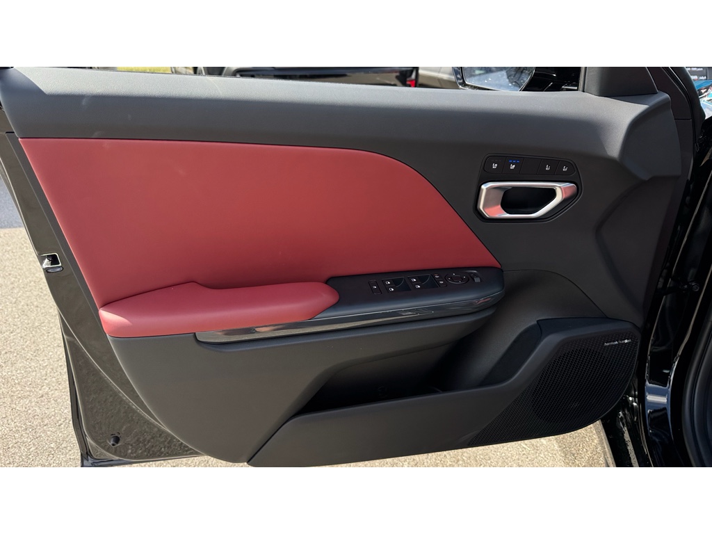 2025 Kia K4 GT-Line photo 22