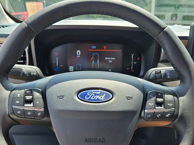 2025 Ford Maverick Lariat photo 23