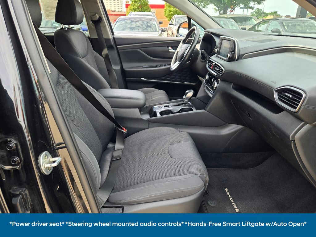 2020 Hyundai Santa Fe SEL photo 2