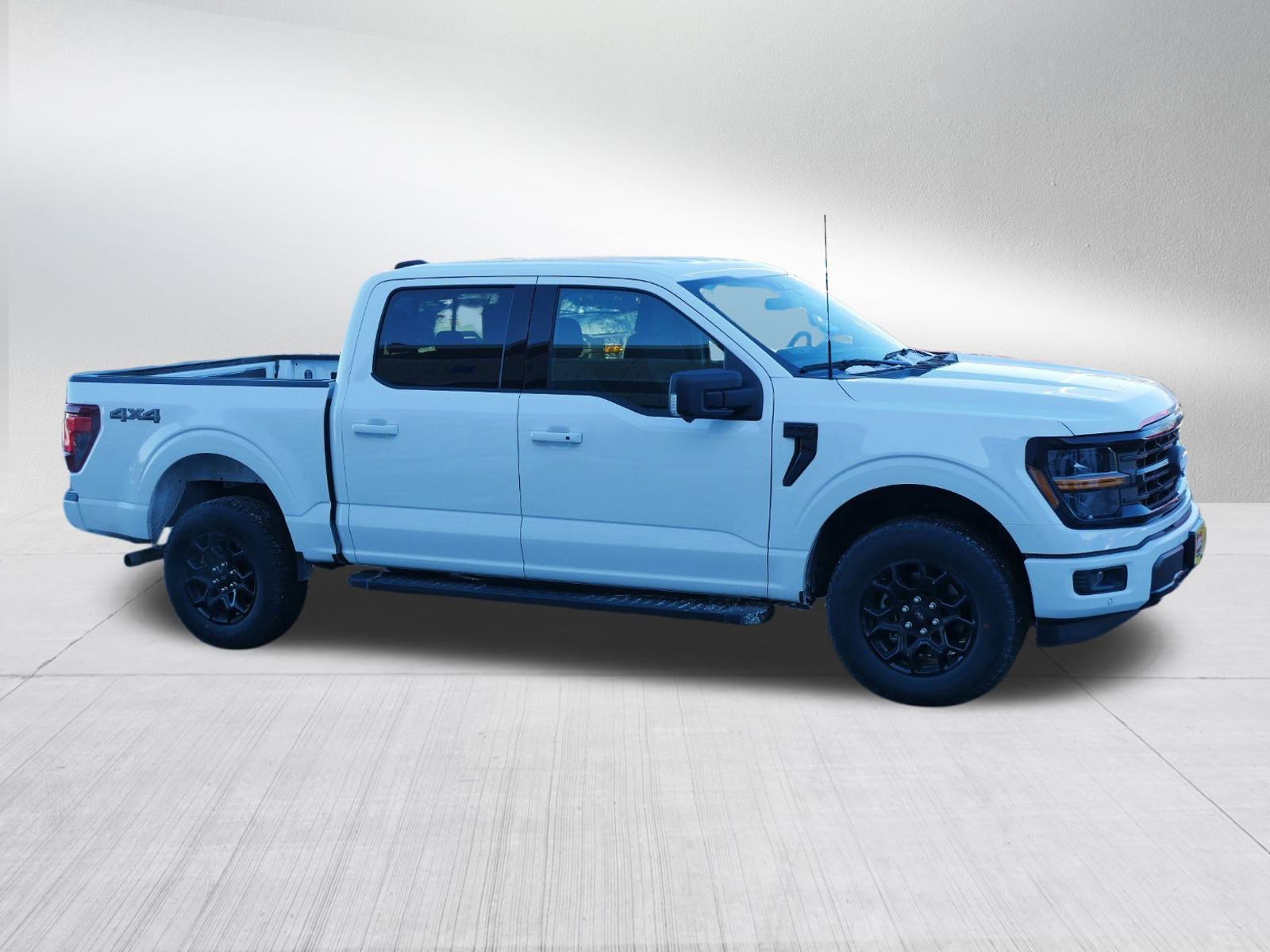 2024 Ford F-150 XLT's photo