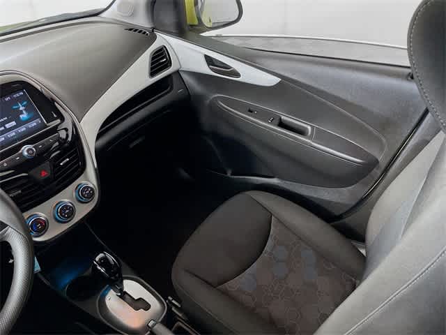2017 Chevrolet Spark 1LT LT photo 23