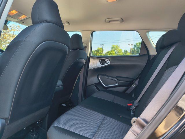 2022 Kia Soul LX photo 20
