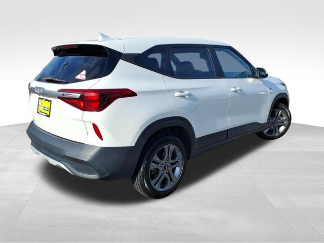 2022 Kia Seltos LX photo 6
