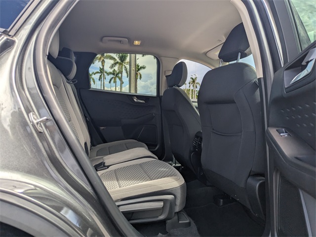 2020 Ford Escape SE photo 15