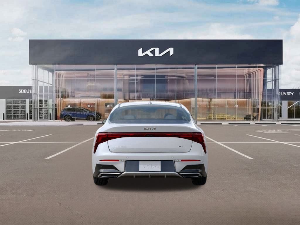 2025 Kia K5 GT-Line photo 4