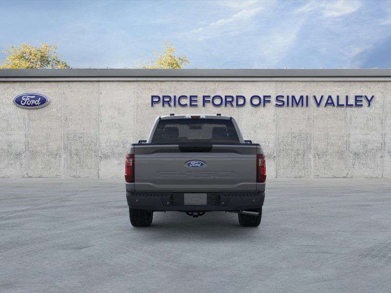 2025 Ford F-150 XL photo 4