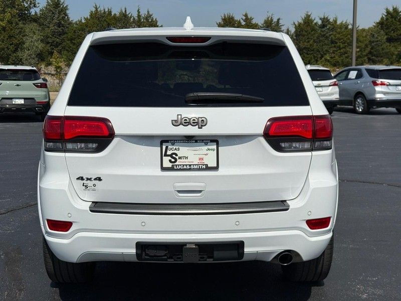 2021 Jeep Grand Cherokee Anniversary Edition photo 5