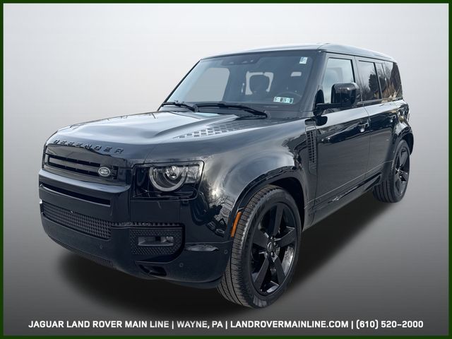 2025 Land Rover Defender V8's photo