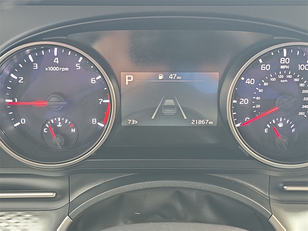 2024 Kia Carnival LX photo 20