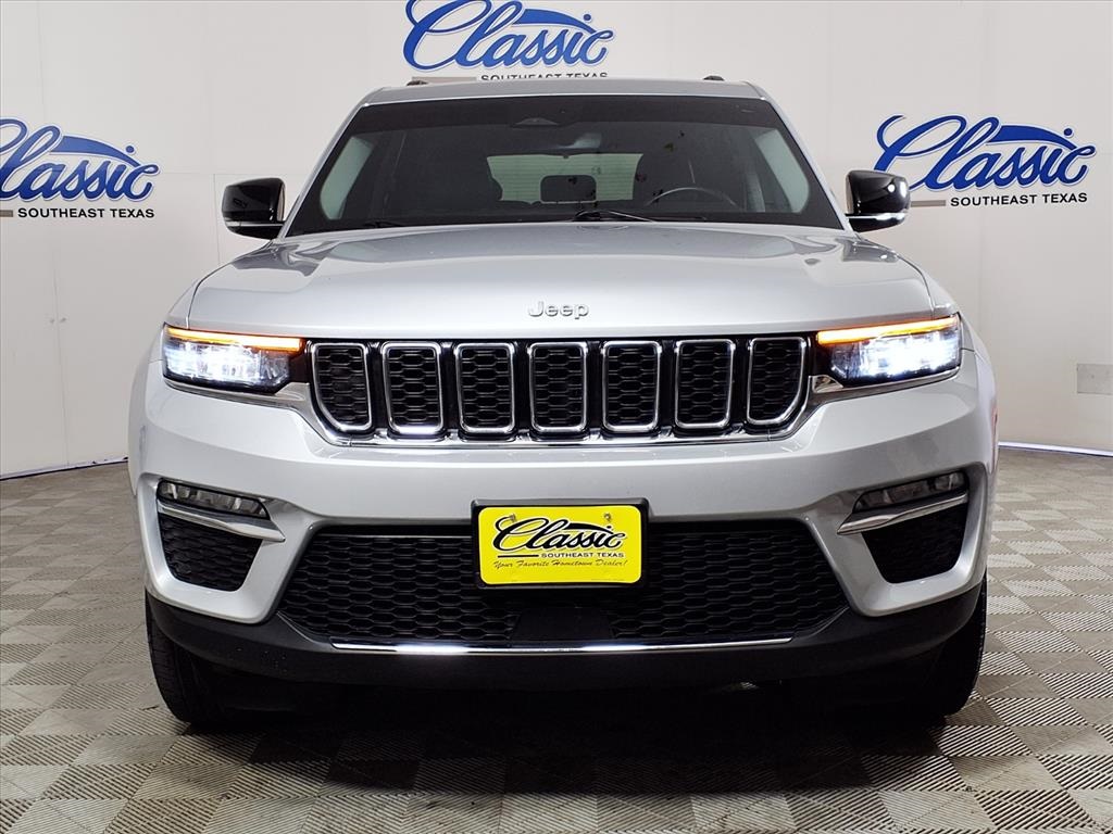 2022 Jeep Grand Cherokee Limited photo 3