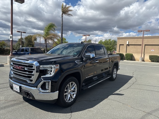 2021 Gmc Sierra 1500 SLT photo 2
